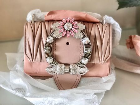 NEU OVP: Original Miu Miu Matelassé Tasche Rosa mit Kristall