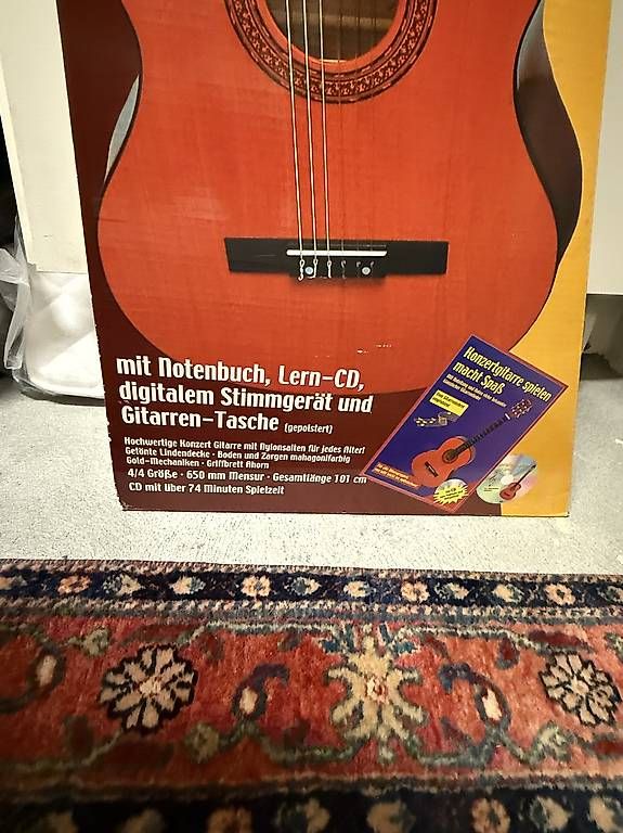 Instruments de musique: Gitarre – D'occasion à Oberwil BL par sil_9x6x 3