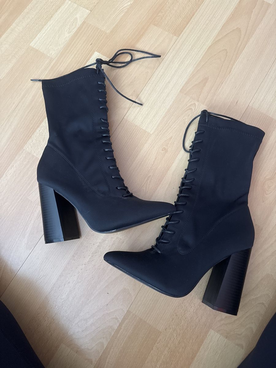 Scarpe da donna: Neu Schnürstifeletten Gr. 38 – Nuovo (secondo la descrizione) da Dübendorf venduto da RPU97 1
