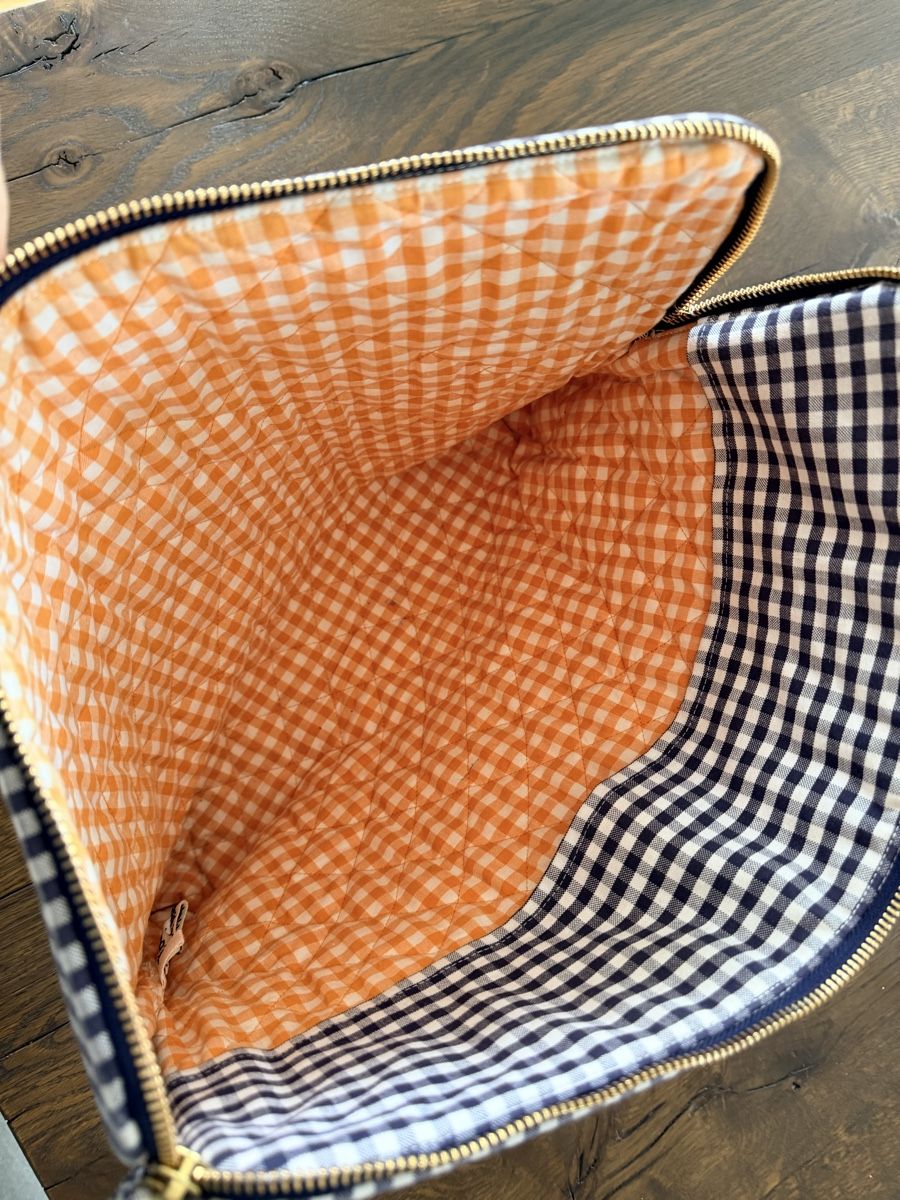 Covers & Borse: En Soie Laptop Tasche – Usato da Uitikon Waldegg venduto da Obscht10 2