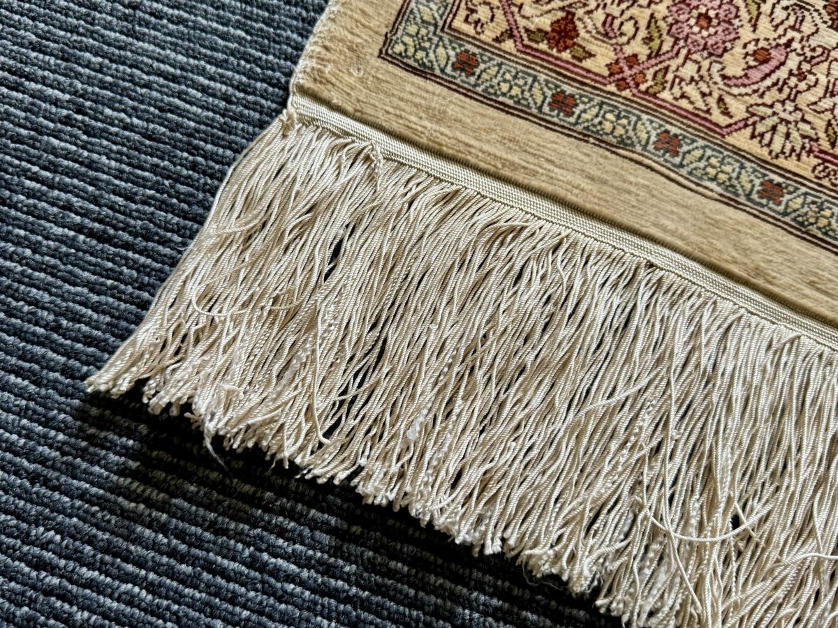 Teppiche: Hereke-Orientteppich, Seide, Top-Zustand – Gebraucht aus Romanshorn von Resddi 1