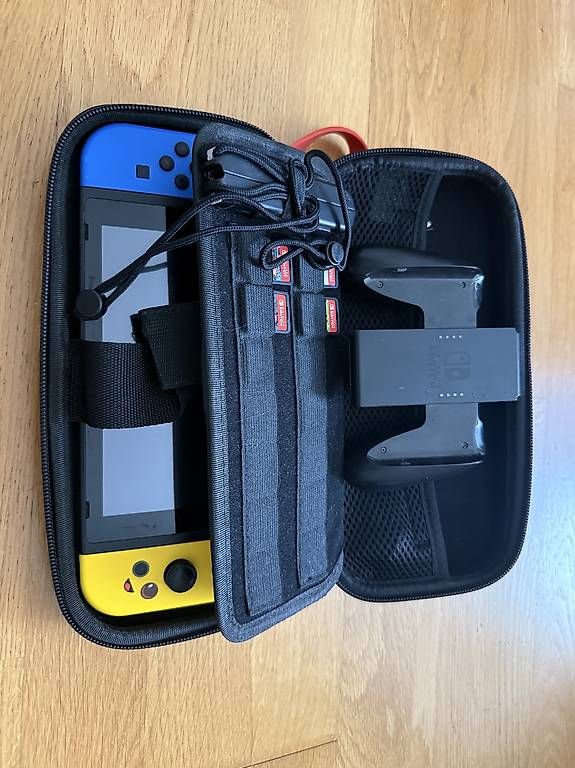Consoles: Nintendo switch – D'occasion à Rapperswil SG par ibr_9fx9