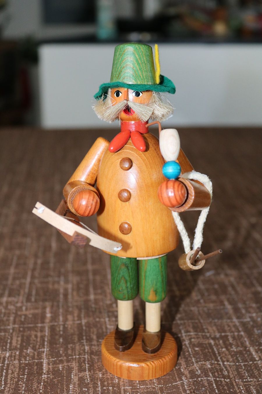 Statuette: Räuchermännchen "Wilhelm Tell" Original Erzgebirge – Nuovo e nell'imballaggio originale da Frick venduto da Beni58