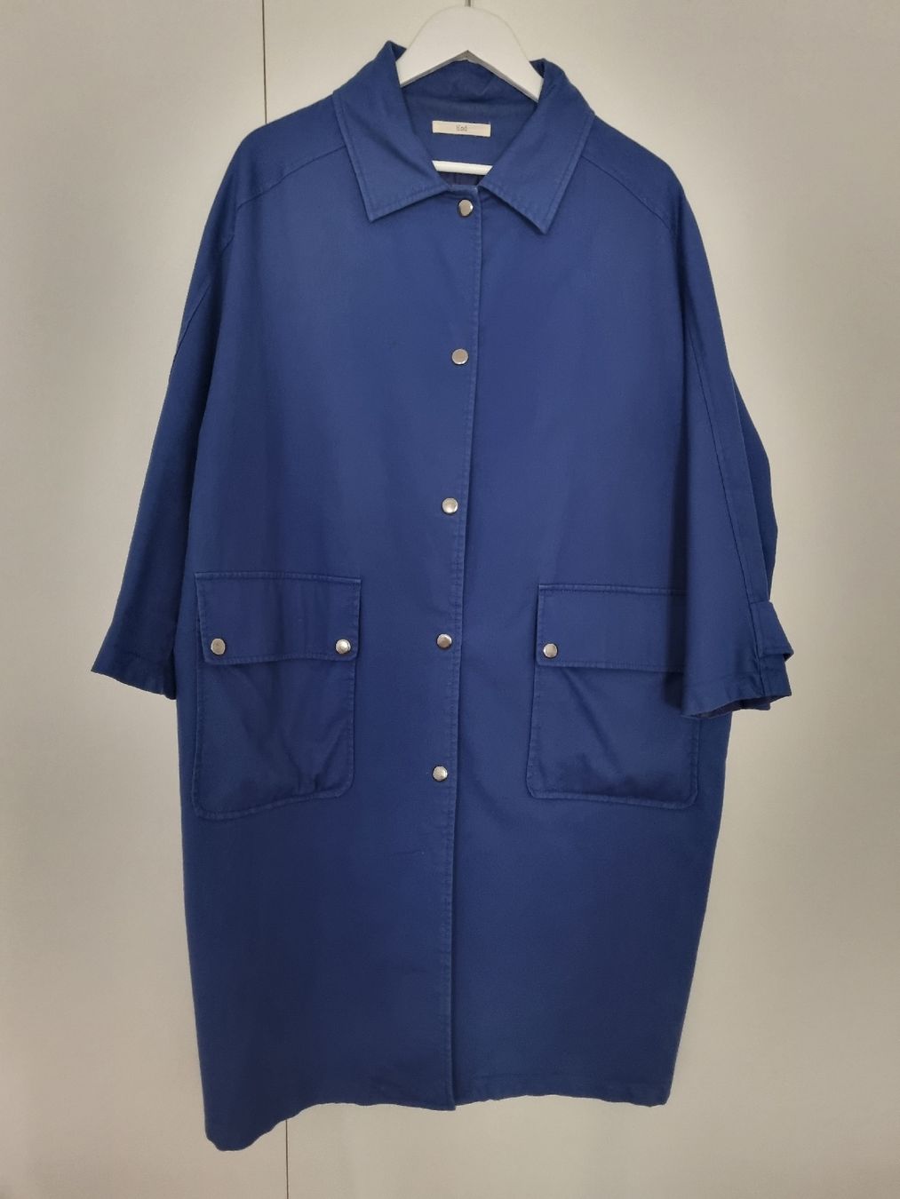 Cappotti: Trench Hod bleu, taille M-L – Nuovo (secondo la descrizione) da Villeneuve VD venduto da komulainen