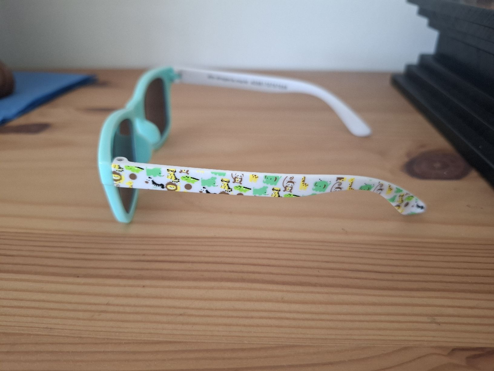 Occhiali & Lenti: Kinder Sonnenbrille 4-6 Jahre – Usato da Männedorf venduto da Einhornmama 1