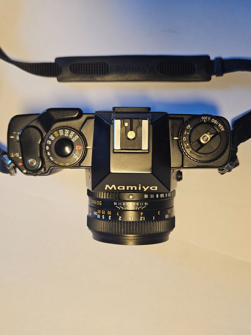 Mamiya Kamera: Mamiya ZM Quartz Spiegelreflexkamera mit Objektiv und Blitz – Gebraucht aus Zürich von Leimbi28 2