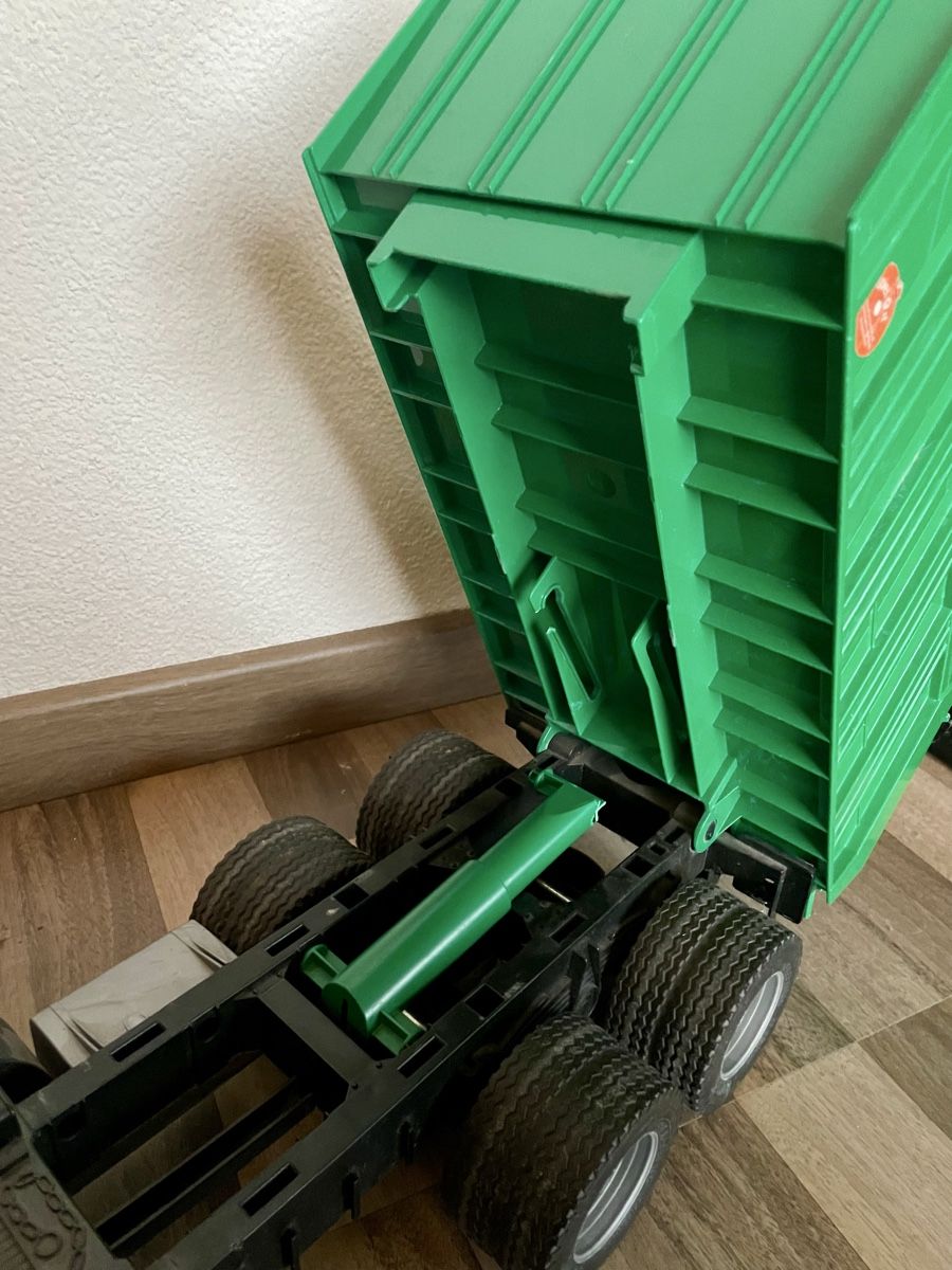 Bruder Spielzeuge: Bruder Kipp LKW – Gebraucht aus Birr von himmelblau015 5