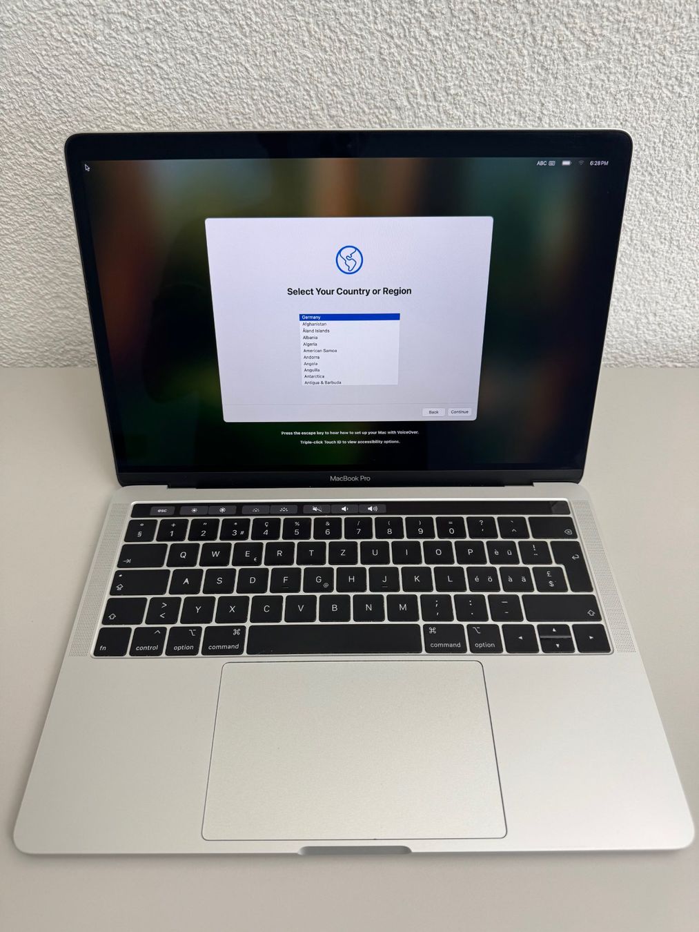 Apple Notebook: Macbook Pro 13 - i5 2.4 - 8Gb - 512Gb – Usato da Thalwil venduto da smans