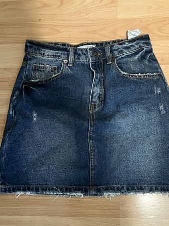 Jupe en jean Stradivarius taille 34