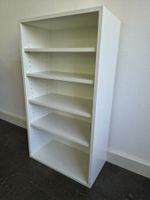 Regal / Bücherregal weiss mit 4 Tablaren