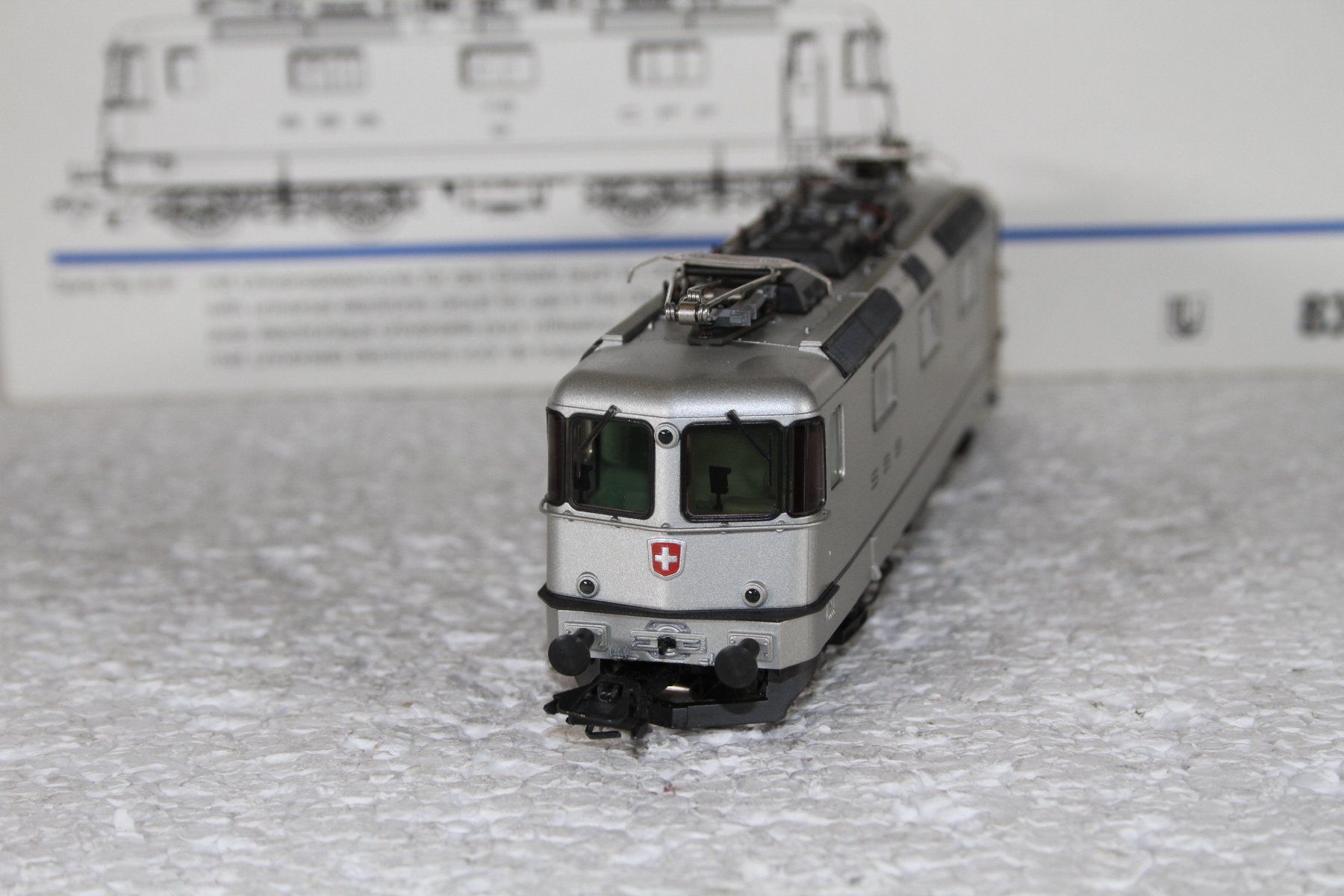 Märklin Modellini di ferrovie: Märklin 83434 SBB Re 4/4 delta-digital Techno – Usato da Triesen venduto da gleis8 1