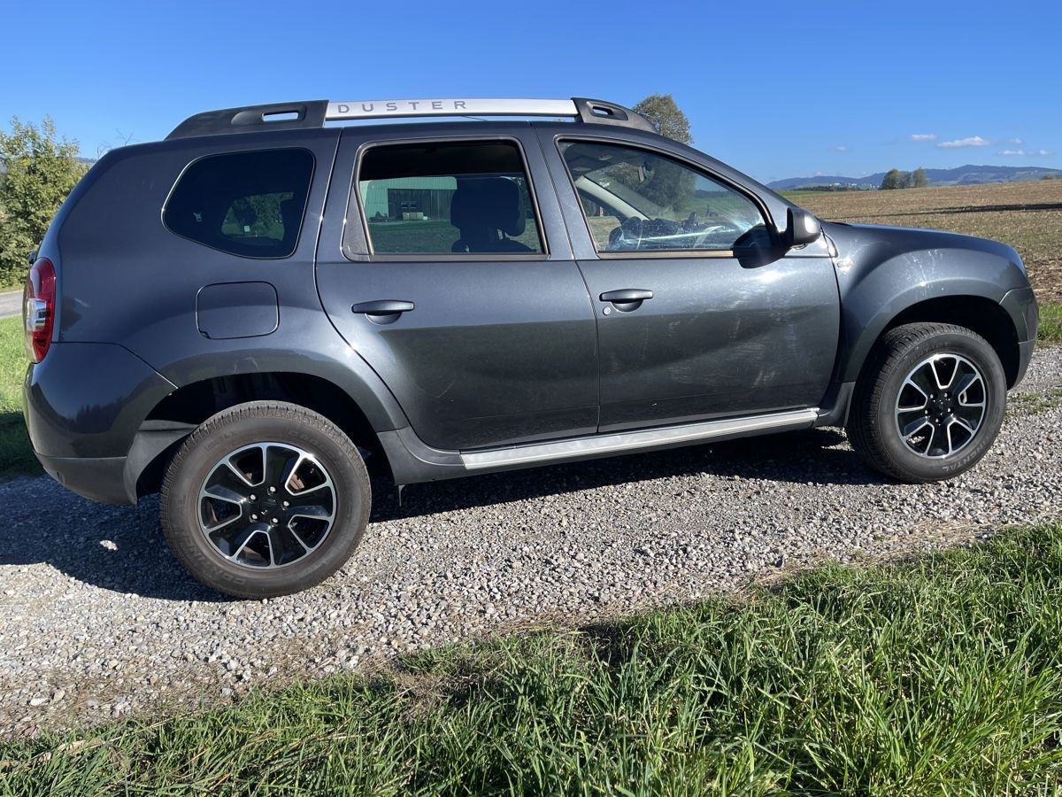 Dacia Automobili: DACIA Duster 1.2 T Lauréate 4x2 – Usato da Cham venduto da gui_9vb2 4
