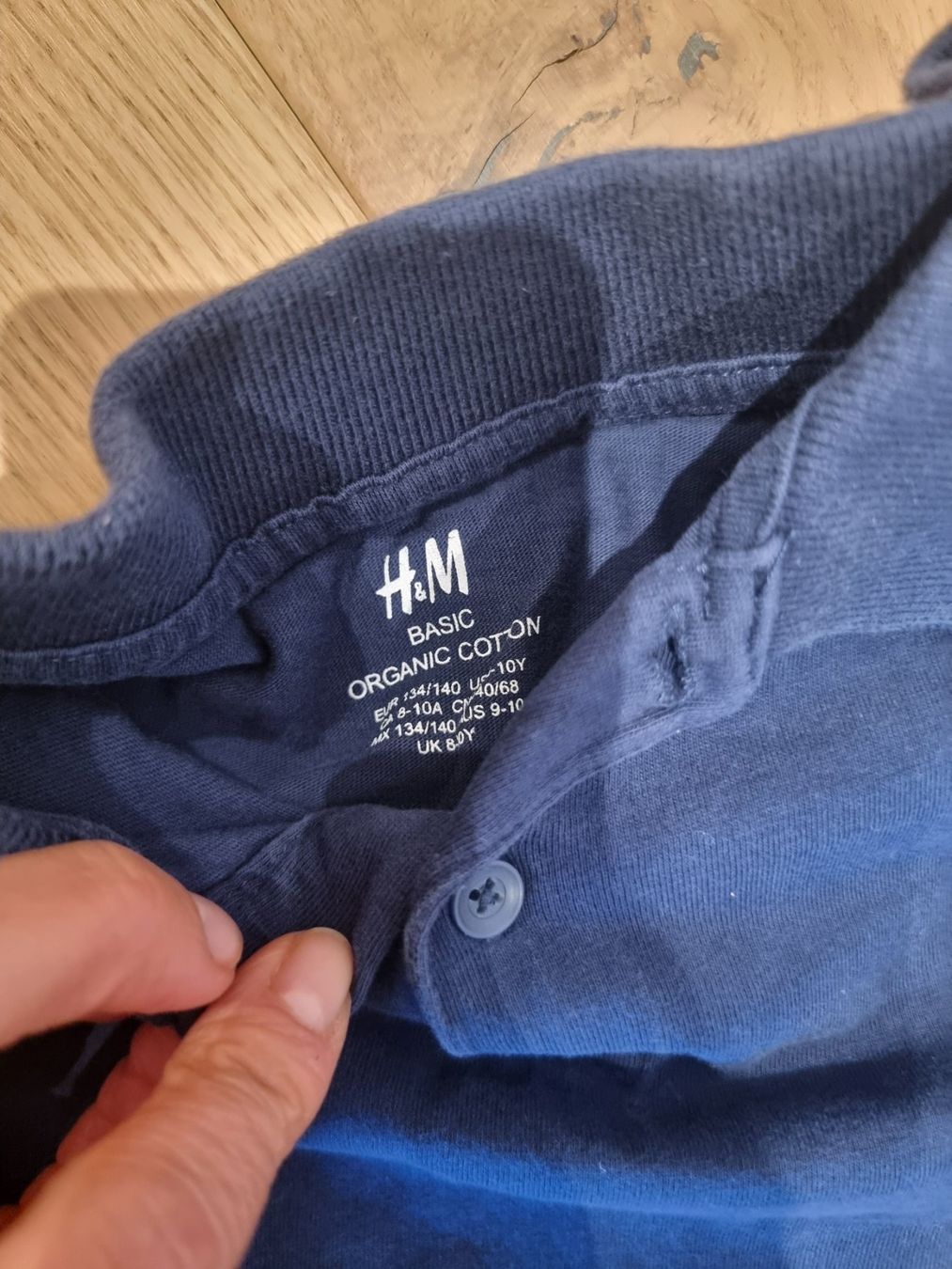 H&M Hemden, T-Shirts & Polos: H&M Poloshirt, 134/140 – Gebraucht aus Buttikon SZ von Limo180 1