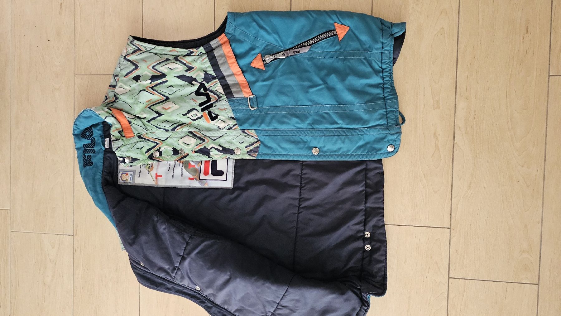 Fila Gilet & Giacche: Vintage Fila Ski Sleeveless Jacket – Usato da Ascona venduto da nes_cxn7 3