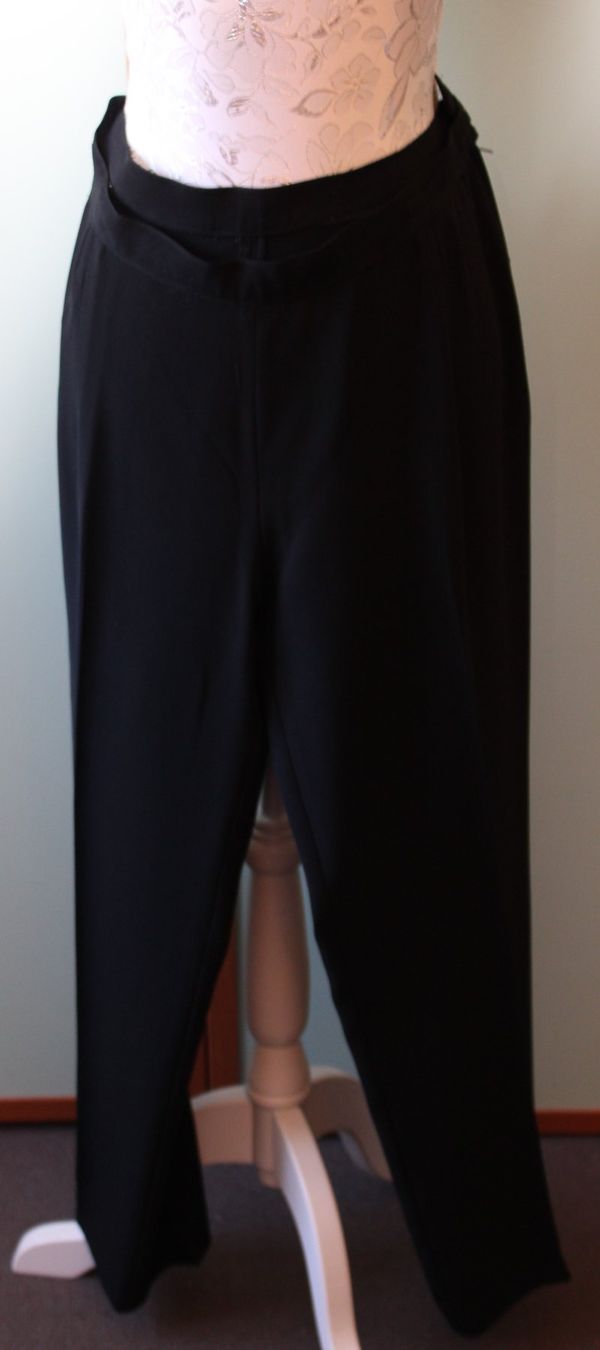 Pantaloni: Hose (BE) – Usato da Schaan venduto da antikes_und_kurioses