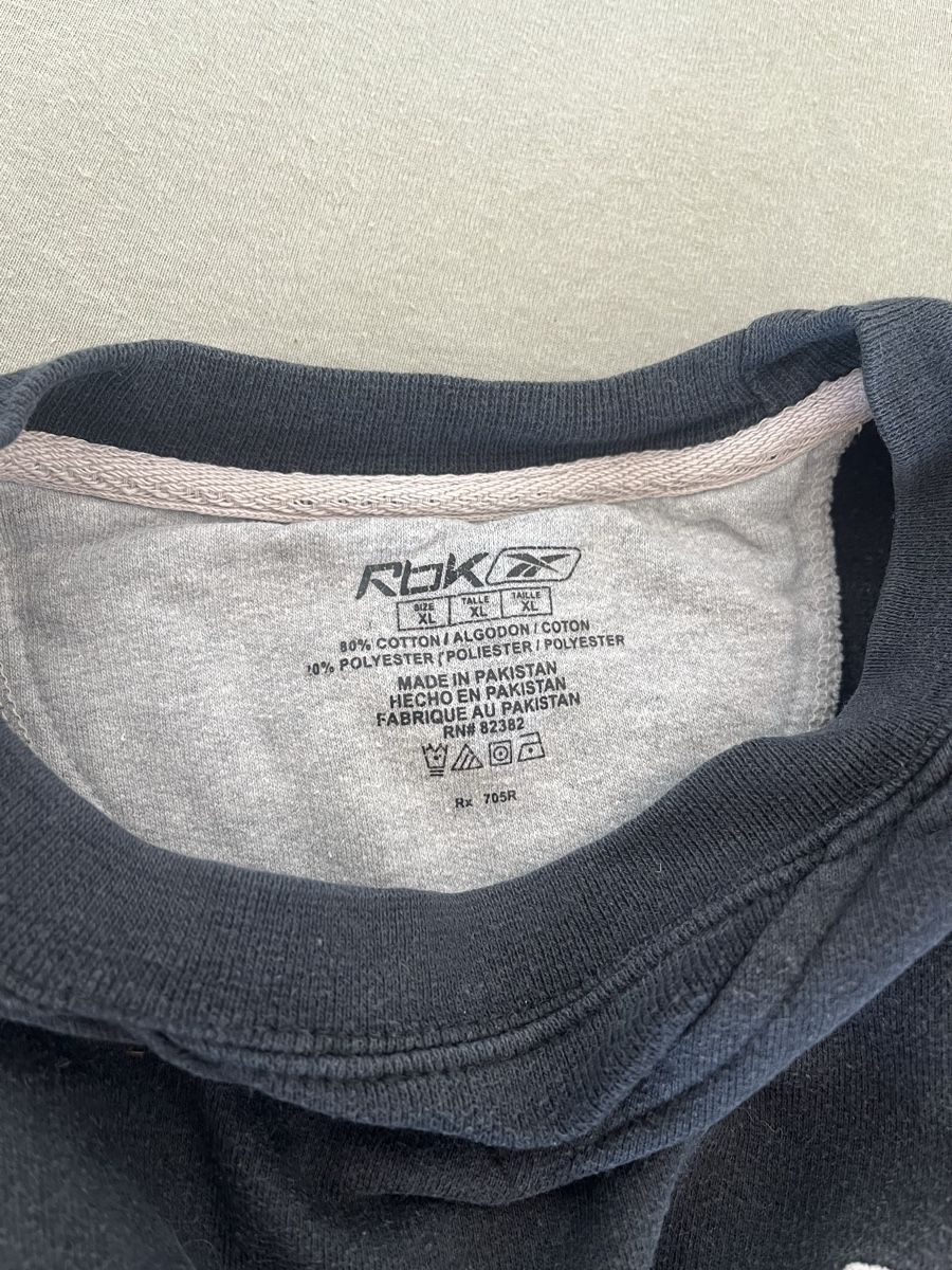 Reebok Pullover & Sweatshirts: Pull Reebok  – Gebraucht aus Renens VD von Leauize 2