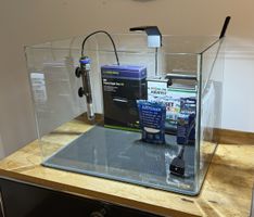Aquarium Dennerle Nano Tank 70l mit Dennerle LED und Zubehör