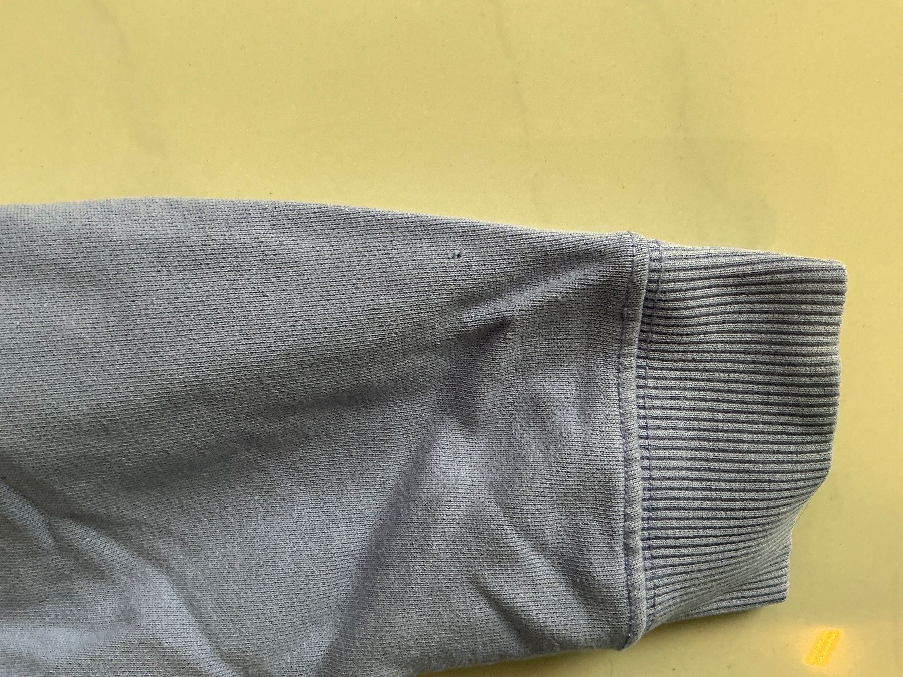 Quiksilver Maglioni & Felpe: Schöner Quick Silver Pullover Gr.152/158 Kinder Gr.L – Usato da Biel-Benken BL venduto da Sahra1 5