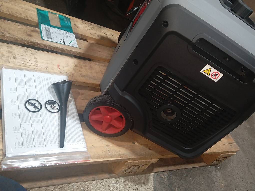 Generatori di corrente: Inverter Notstromaggregat – Usato da sils.i.D venduto da Spyderrider 2