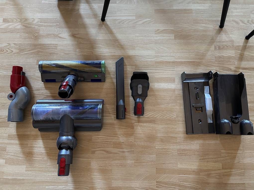 Aspirateurs & Accessoires: Dyson v15 – D'occasion à Chavornay par Mathias2705 2