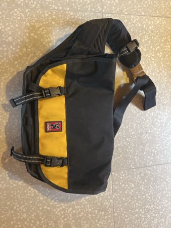Umhängetasche Chrome Industries schwarz/gelb guter Zustand