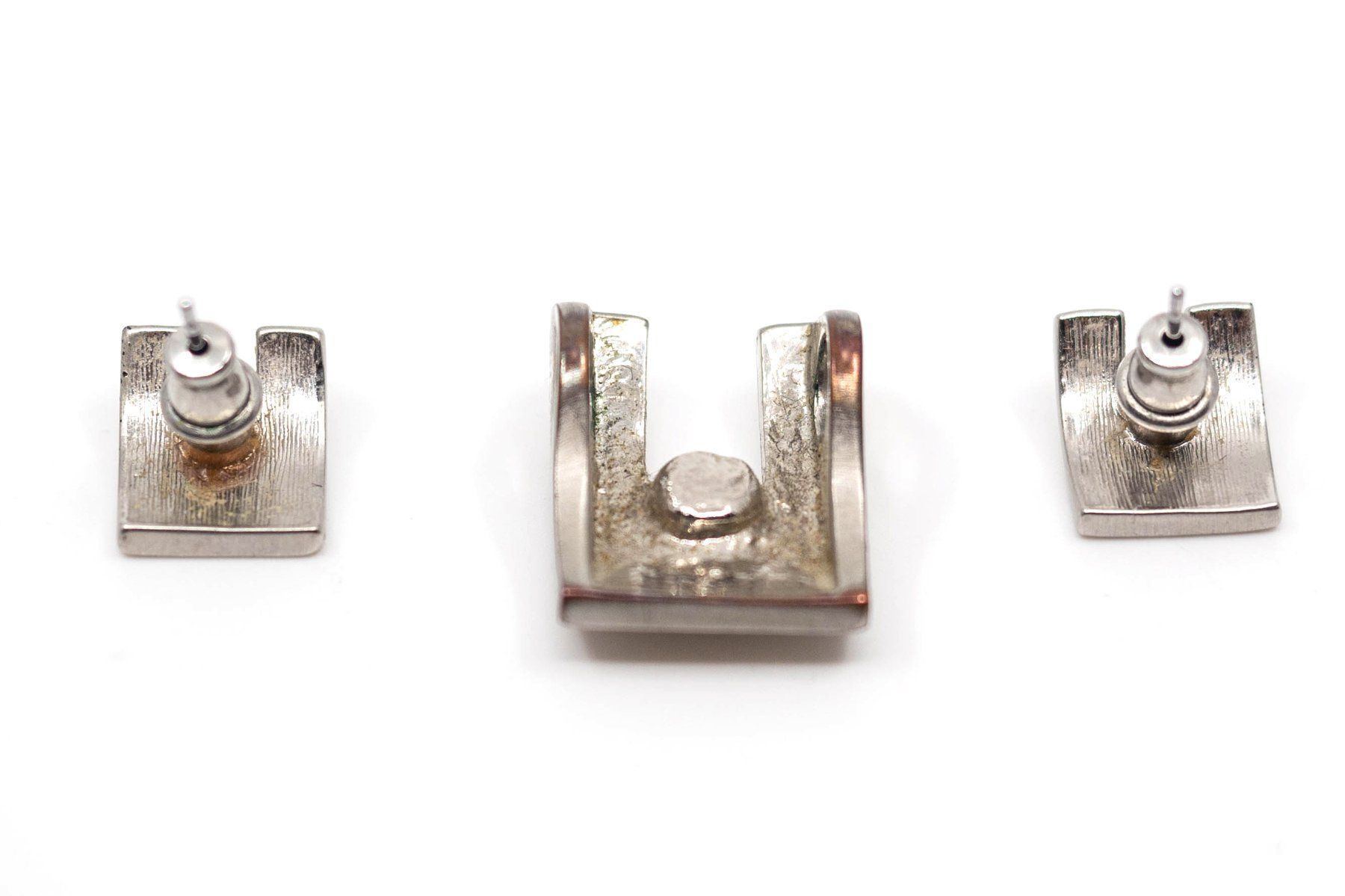Ohrringe & -stecker: 2 Ohrstecker, 1 Anhänger, mit Stein – Gebraucht aus Chur von silbermond917 2