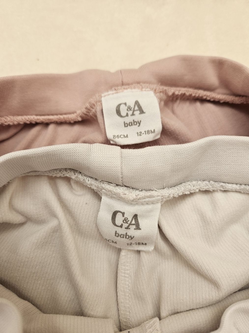 C&A Lotti & Set di vestiti: 2er Set Hose Gr. 86 – Usato da Worb venduto da jun_fj8w 3