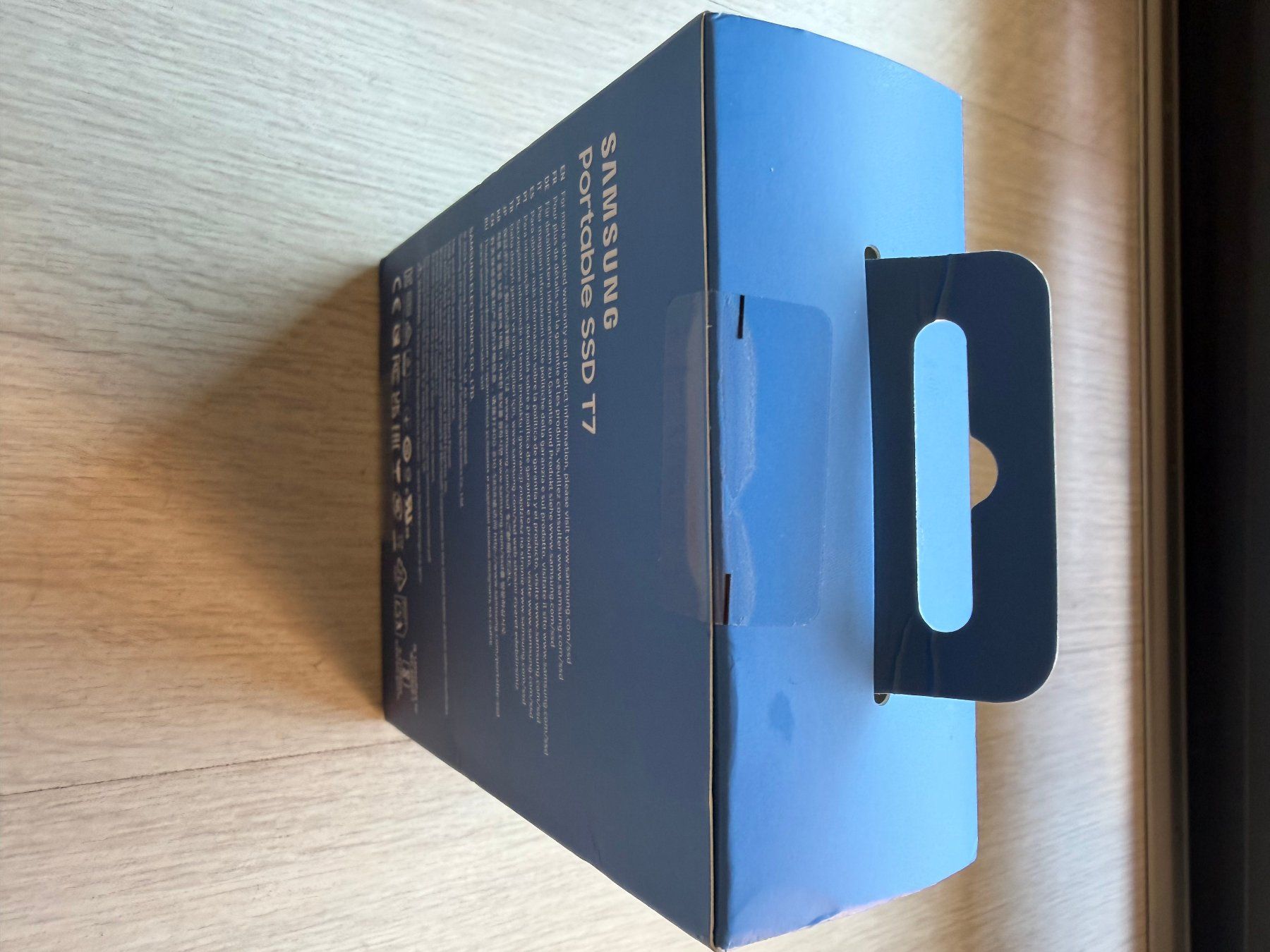 Samsung Dischi rigidi: Samsung Portable T7, 2TB, Originalverpackt, Neu – Nuovo e nell'imballaggio originale da Zürich venduto da Asiko72 2