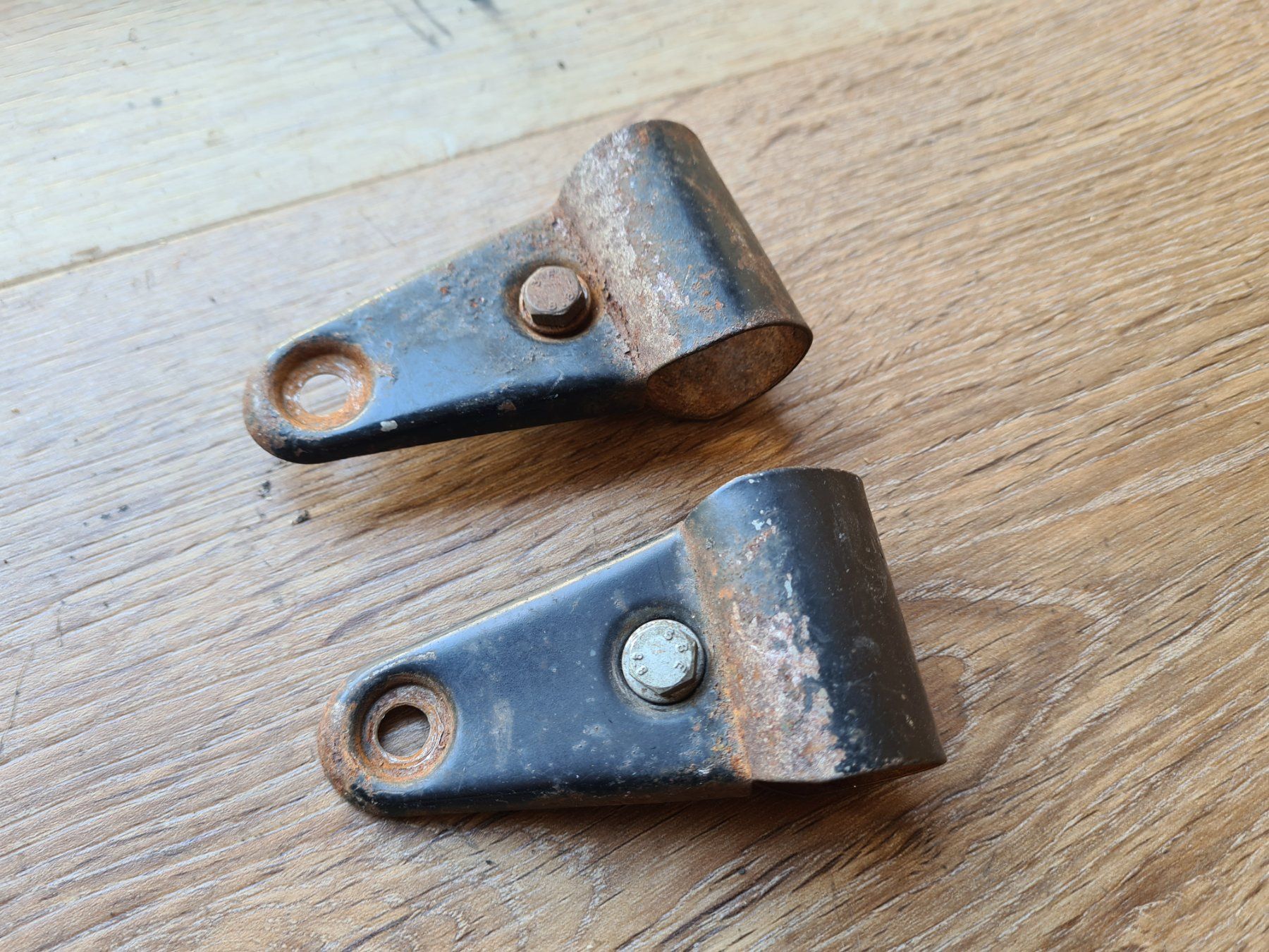 Zündapp Ciclomotori: Original Lampenhalter Zündapp Bellmondo – Usato da frümsen venduto da Sailem