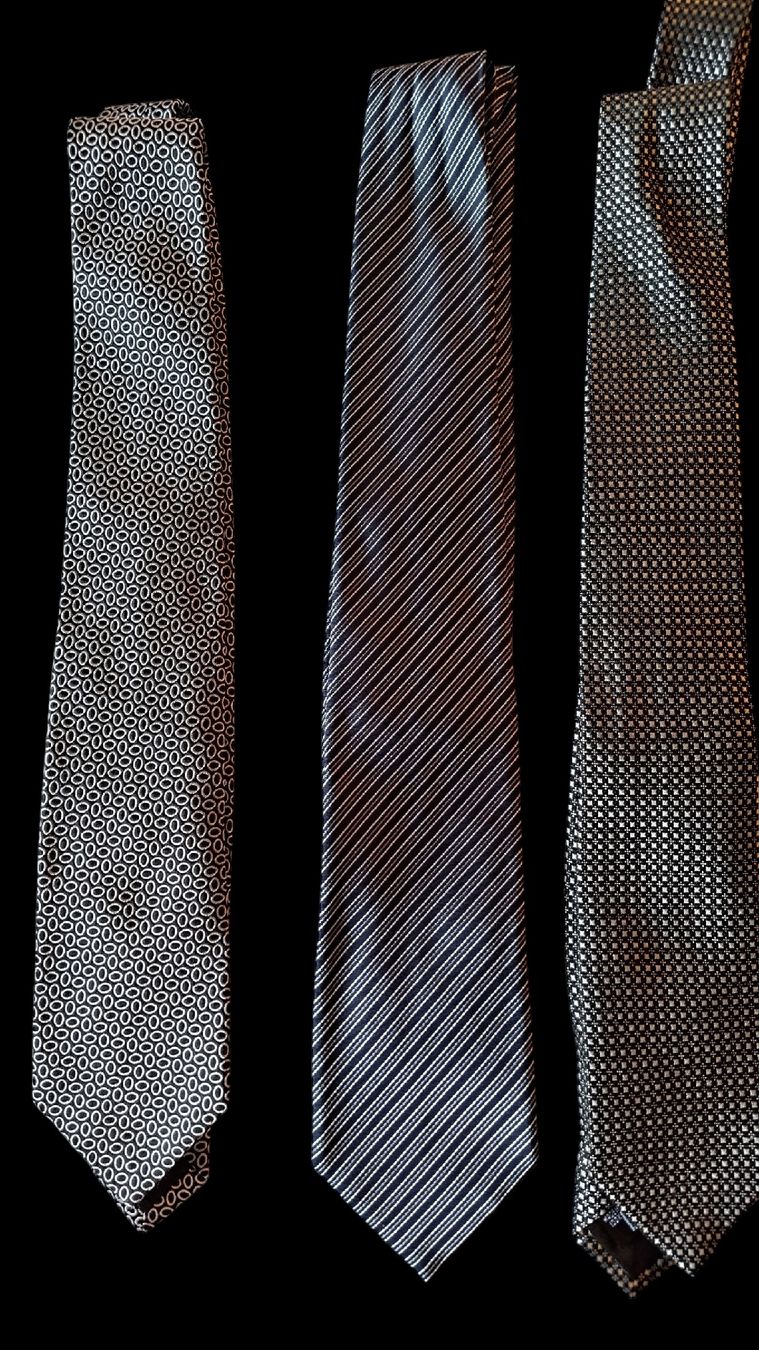 Armani Cravates: Armani cravatte 15 in ottimo stato. Slim e classiche. – D'occasion à Lugano par fbo_82wg 4