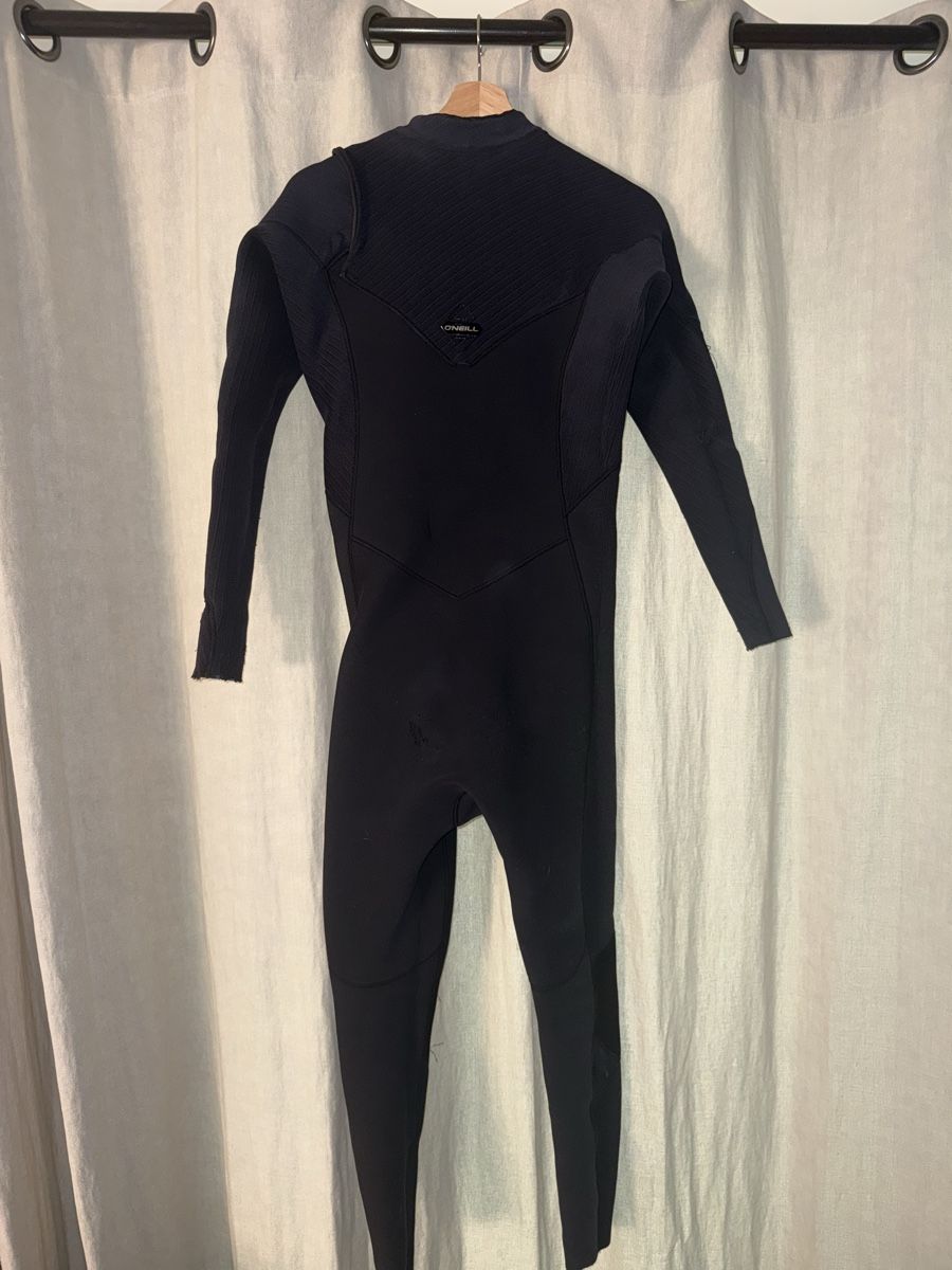 O'Neill Completi: Oneill hyperfreak 4/3 gr. LT – Usato da Herrliberg venduto da Aley123456789 1