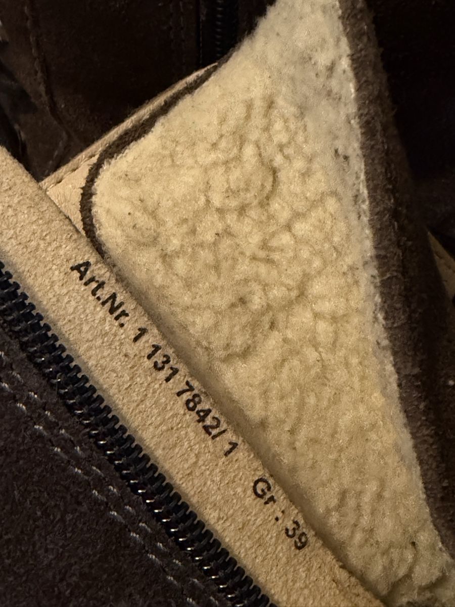 Dosenbach Damenschuhe: Wildleder Stiefel Dosenbach Grösse 39. – Gebraucht aus Adliswil von StephanieAnnina 9