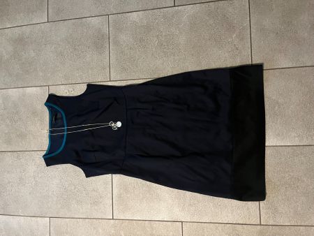 elegantes Esprit Kleid