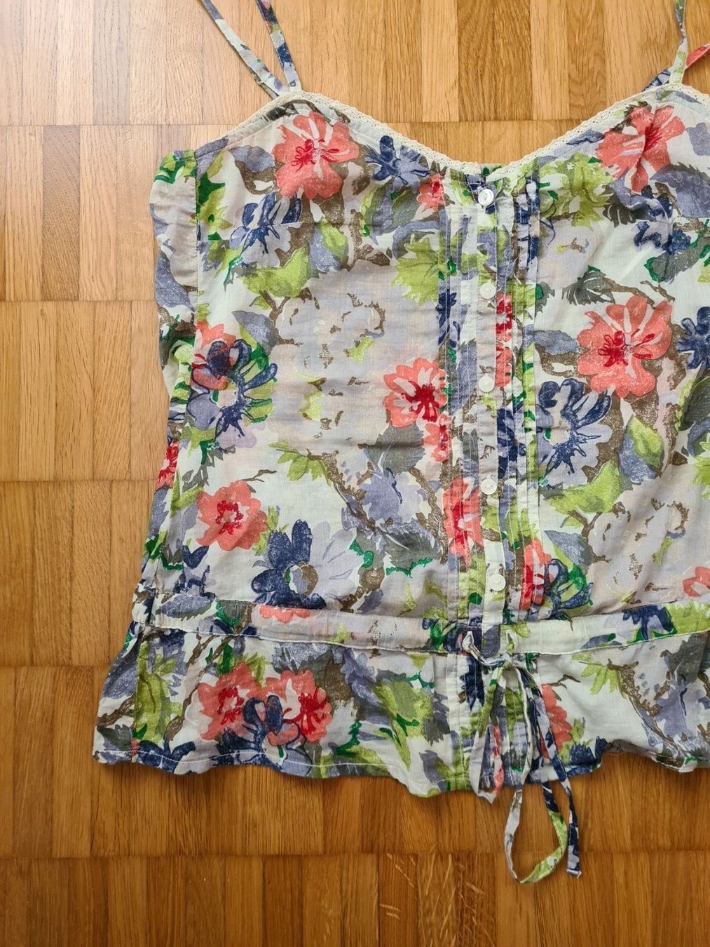 Esprit T-shirt: ESPRIT T-Shirt Gr. S – Usato da Jona venduto da Good_luck_ 1