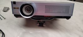 Beamer Projecteur EIKI LC-XB200 Accessoires inclus!