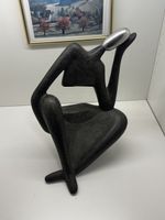 Skulptur sitzende Figur schwarz Metall 41 cm gebraucht