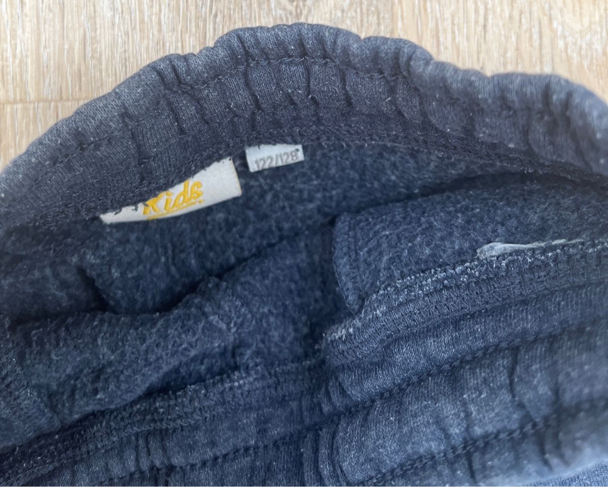 Pantalons: Jogginghose Gr. 122/128 – D'occasion à Sulz AG par Zissi31324 2