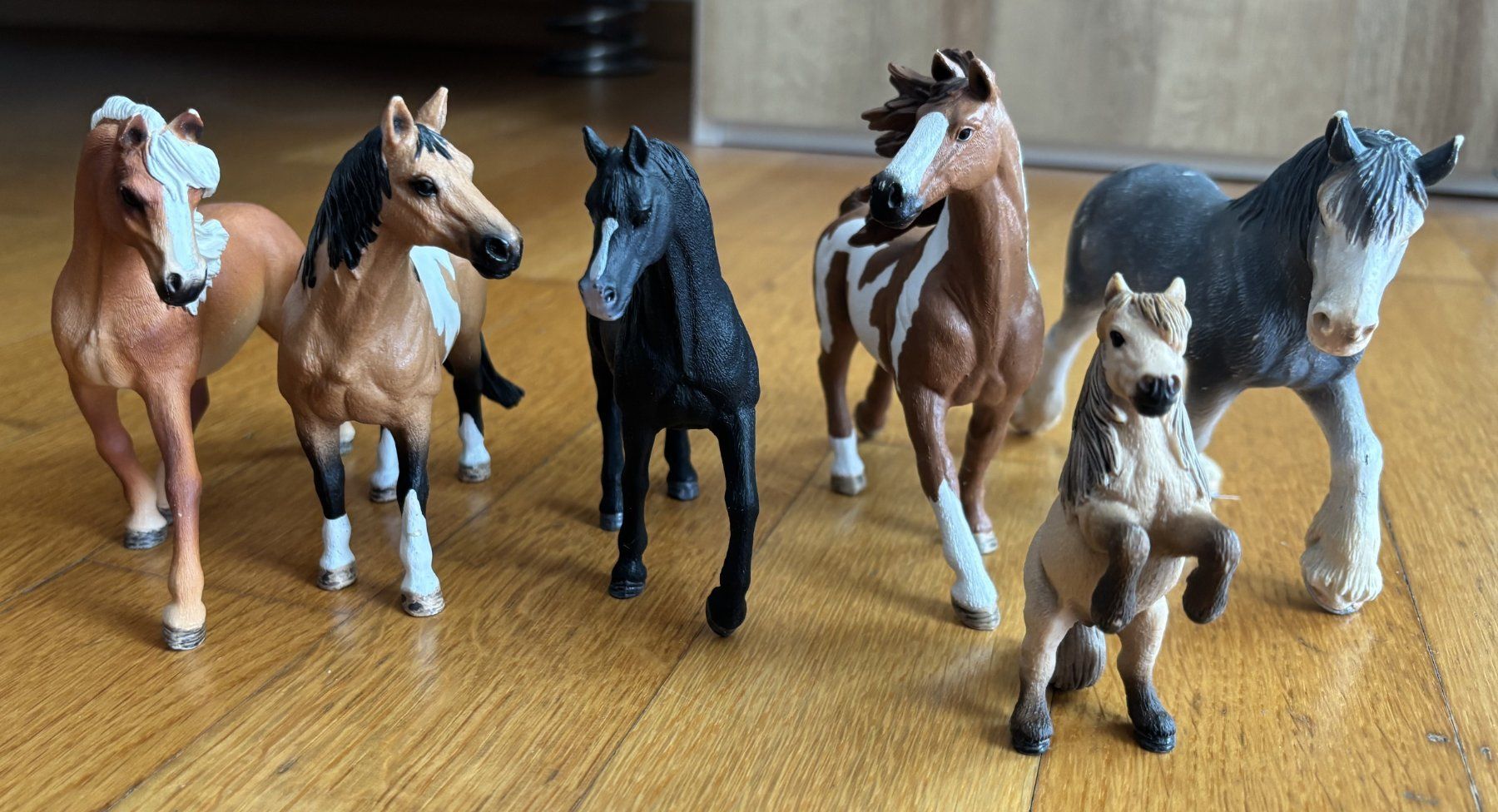 Schleich Giocattoli: Schleich Pferde 6 Stück – Usato da Biel-Benken BL venduto da Bergerr