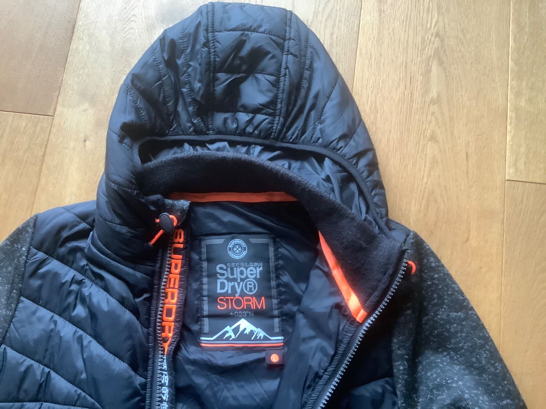 Superdry Giacche: Superdry Hybridjacke Men Gr.L – Usato da Hochdorf venduto da Biero70 3