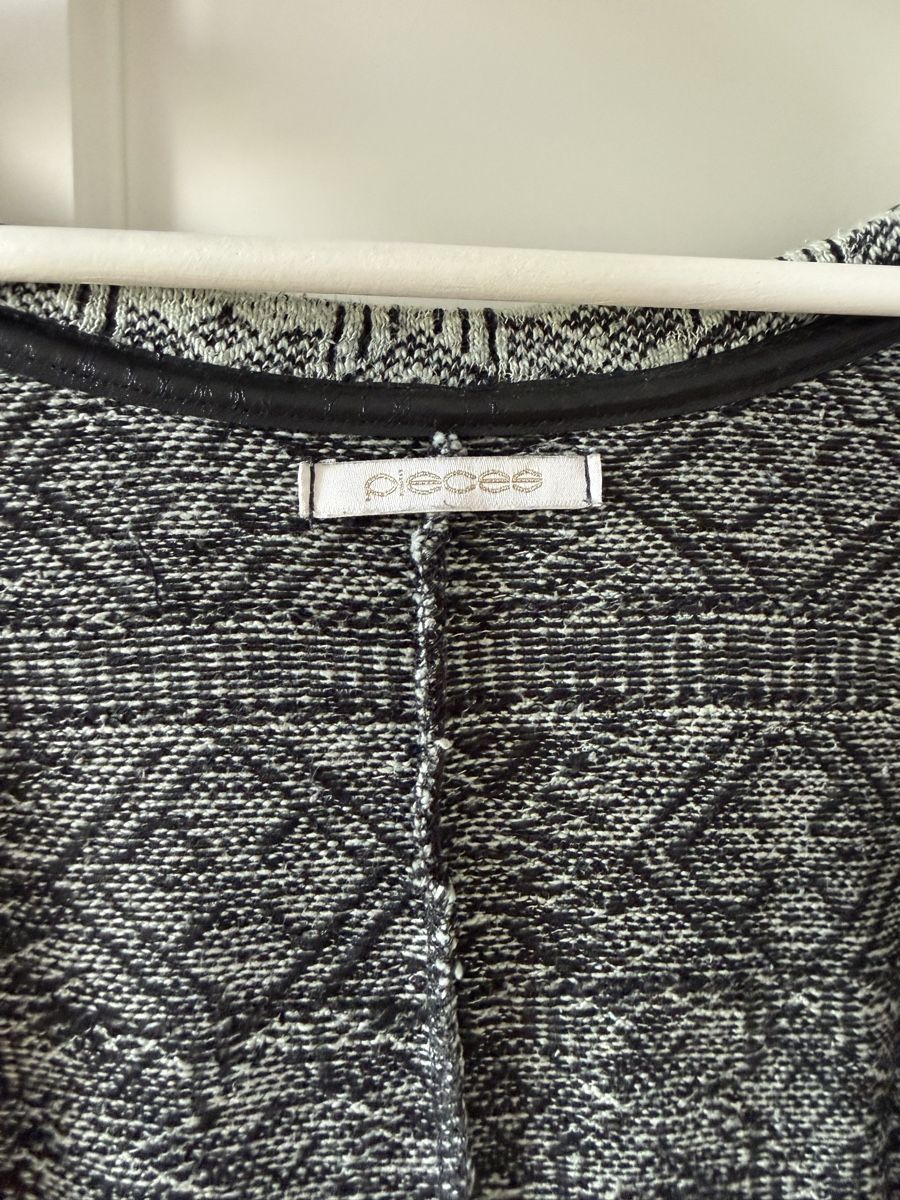 Pieces Giacche: Pieces Strickjacke Cardigan Gr. S/M – Usato da Muri b. Bern venduto da mar_q2qr 1