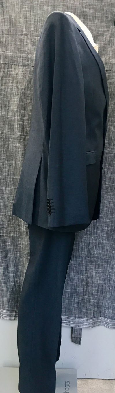 Completi: Felix W. Herrenanzug komplett – Usato da Zürich venduto da Drahtzug 1