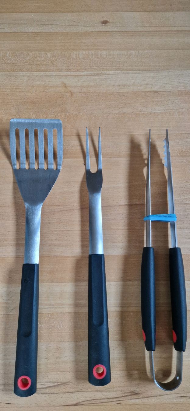 Couverts: Grillzangen – D'occasion à Ulisbach par bri_ws2m