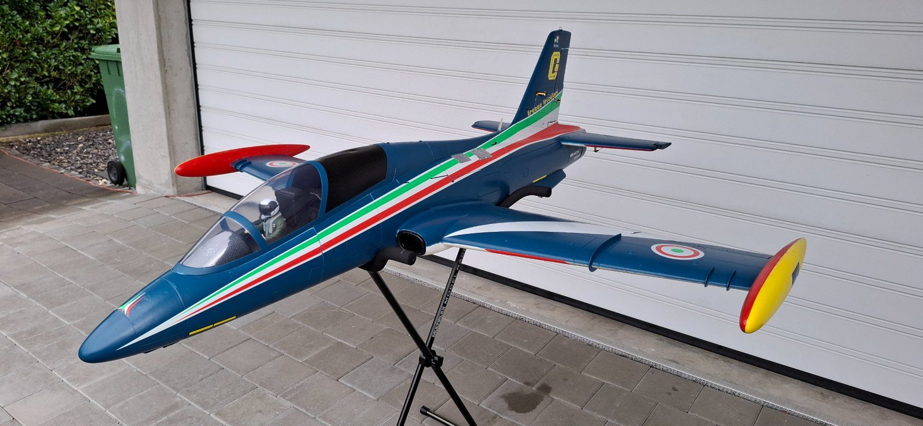 RC Modellbau: Aermacchi MB-339 - Turbinenmodell von AF-Models – Gebraucht aus Marbach SG von Clink 1