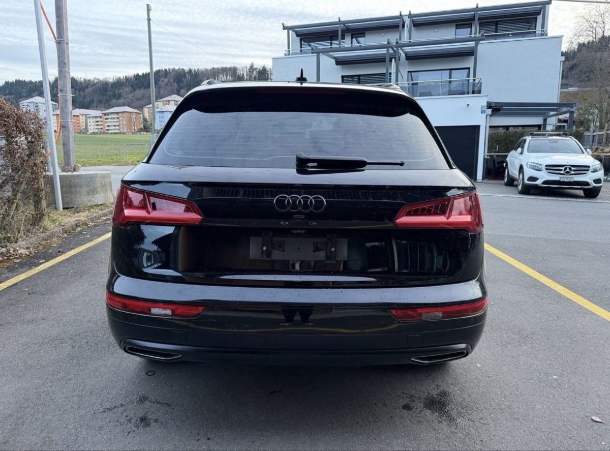 Audi Automobili: Audi Q5 40 TDI quattro – Usato da Thônex venduto da Verb_elo6ah 4