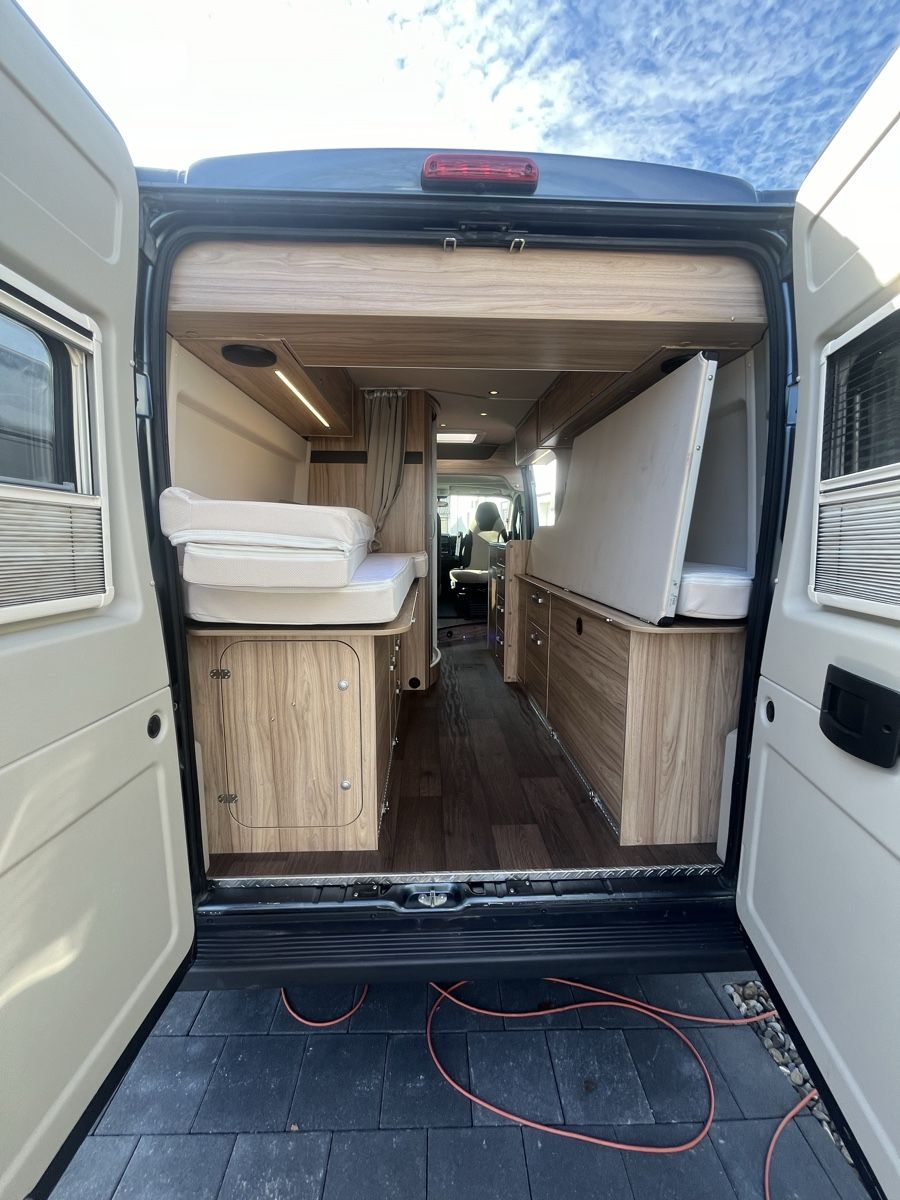 Fiat Veicoli da campeggio: Fiat Ducato Hymer Yosemite – Usato da Basel venduto da den_7zkv 4
