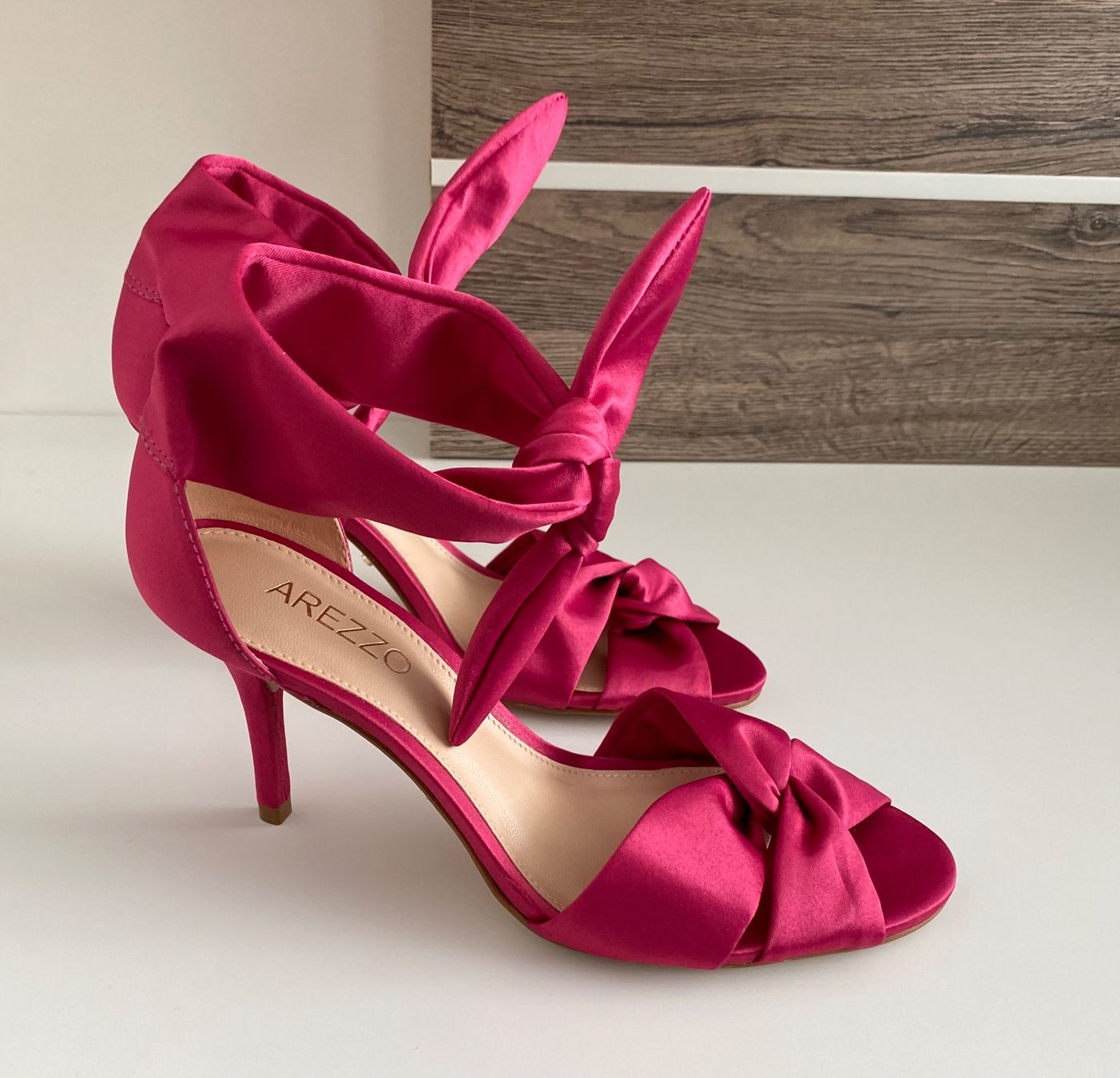 Chaussures femmes: Satin-Sandale Gr.36 – Neuf (Voir description) à WEINFELDEN par marygloss