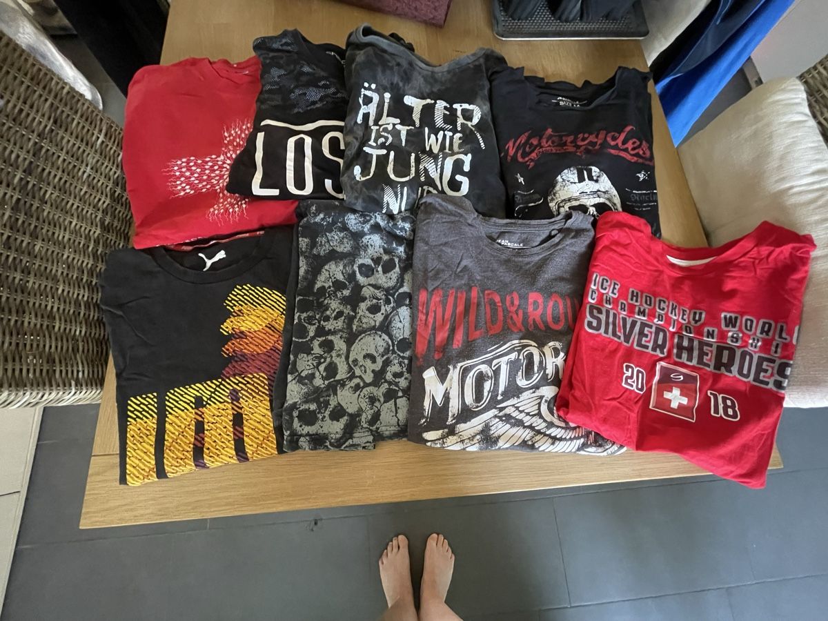 T-Shirts: T-Shirt 8 Stück – Gebraucht aus Aarau Rohr von keedom