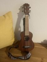 Ukulele DWS Sopran guter Zustand mit Gurt