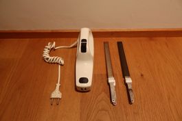 Krups Elektromesser Typ 378 B – mit 2 Messersätzen