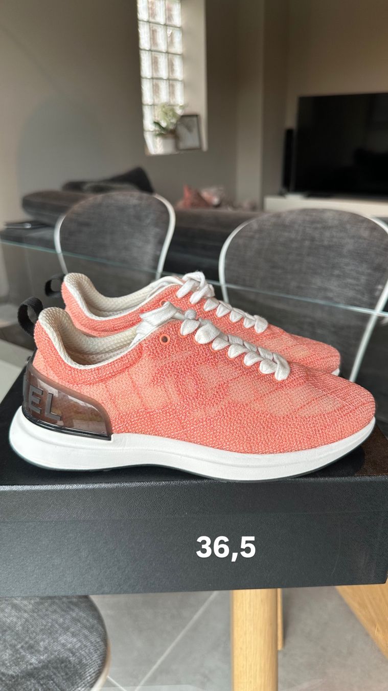 Chanel Damenschuhe: Baskets Chanel – Gebraucht aus Cologny von tou_dr98 1